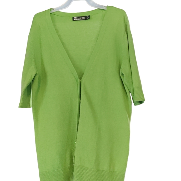 Sweater short sleeves. NEW York Co.    size medium - Picture 4 of 8